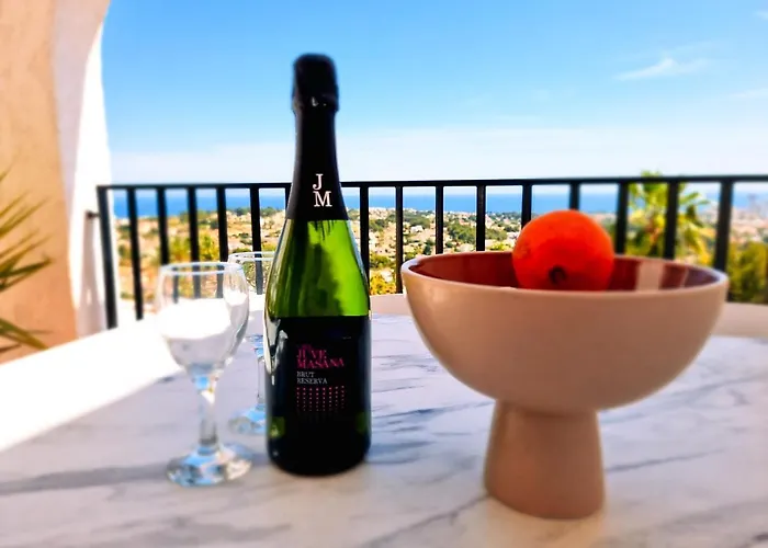 Appartement The View: Sea, Mountain, Terrace, Swimming Pool *